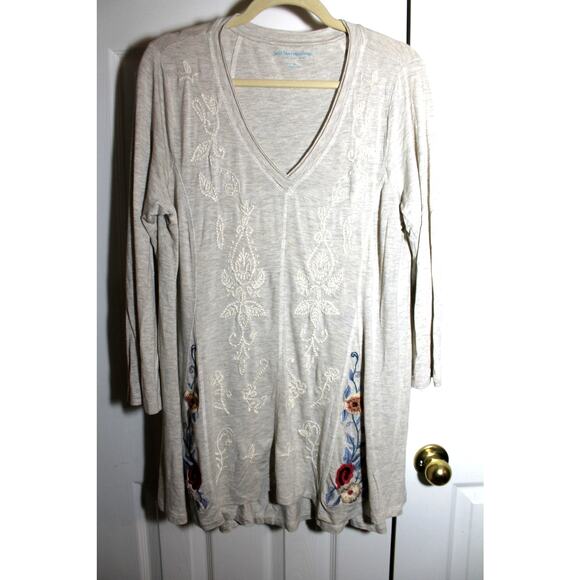 Soft Surroundings Gray 3/4 Sleeve Embroidered Tunic Tee sz XL - Picture 1 of 4